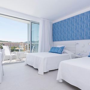 Camera con letto queen size